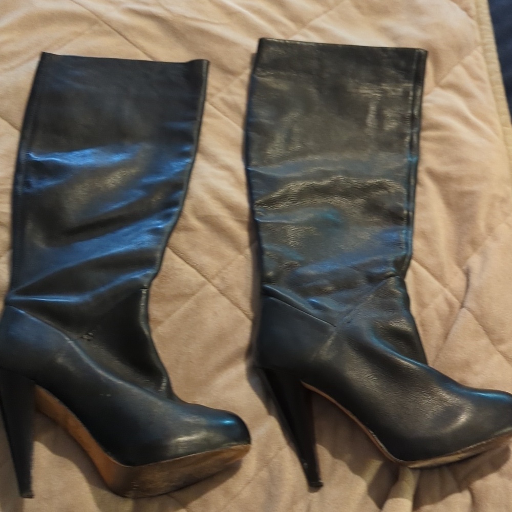 Dolce Vita Black Leather Knee-High Boots | Size 7.5